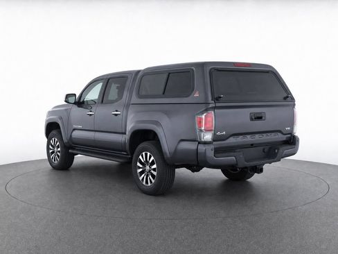 Used 2021 Toyota Tacoma Limited AWD/4WD image 8