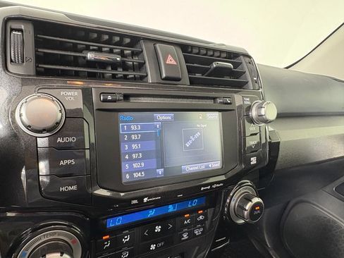 Used 2019 Toyota 4Runner Limited AWD/4WD image 23