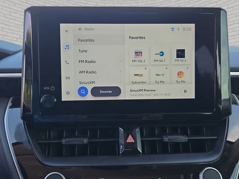 Used 2025 Toyota Corolla LE FWD image 21