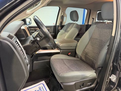 Used 2017 RAM 1500 Big Horn AWD/4WD image 16