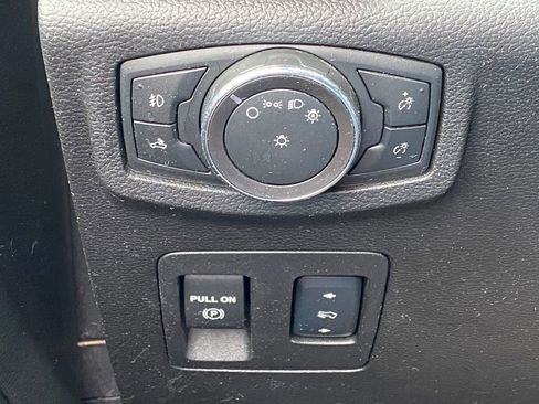 Used 2018 Ford F150 XLT w/ Equipment Group 302A Luxury image 27