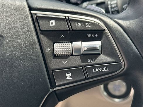 Used 2018 Genesis G90 5.0 Ultimate RWD image 25