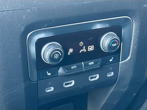 Used 2024 Chevrolet Suburban High Country w/ Advanced Technology Package AWD/4WD image 39