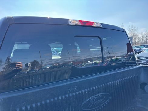 Used 2018 Ford F150 XLT w/ Equipment Group 302A Luxury image 24