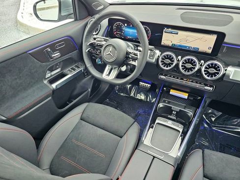 New 2026 Mercedes-Benz GLB 35 AMG 4MATIC image 27