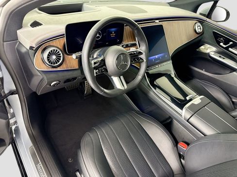 Certified 2023 Mercedes-Benz EQE 500 4MATIC Sedan image 9