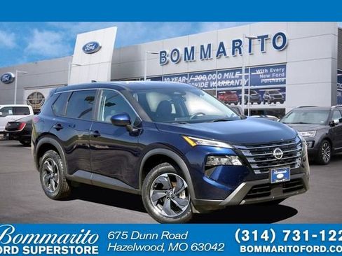 Used 2024 Nissan Rogue SV FWD image 1