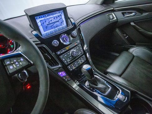 Used 2011 Cadillac CTS V image 51