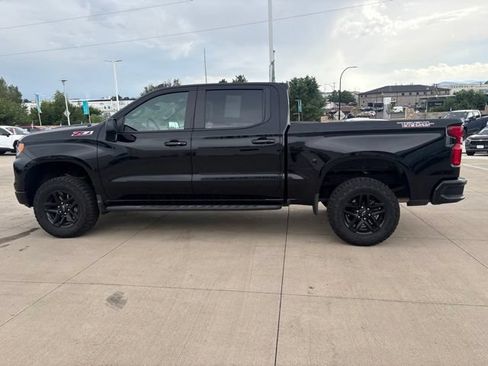 Used 2024 Chevrolet Silverado 1500 LT Trail Boss w/ Convenience Package II AWD/4WD image 8