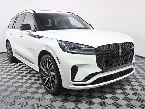 New 2026 Lincoln Aviator Black Label AWD/4WD image 9