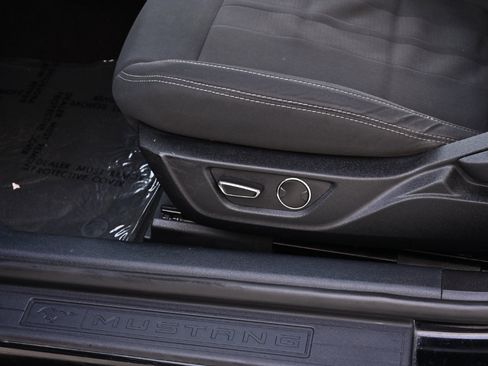 Used 2019 Ford Mustang GT RWD image 19