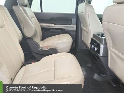 Used 2020 Ford Expedition XLT w/ Equipment Group 202A AWD/4WD image 24
