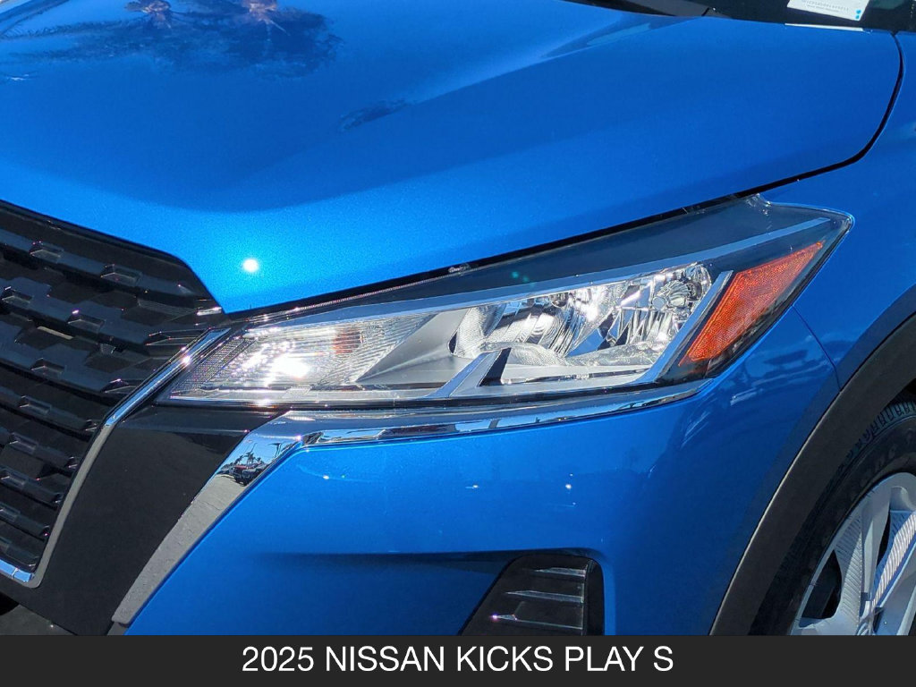 Used 2025 Nissan Kicks Play S FWD image 10