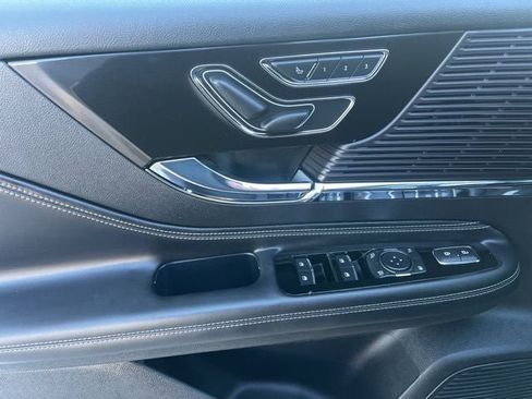 Used 2022 Lincoln Corsair Standard w/ Premium Package image 43