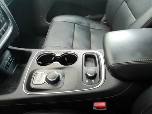 Used 2016 Dodge Durango R/T w/ Technology Group AWD/4WD image 44