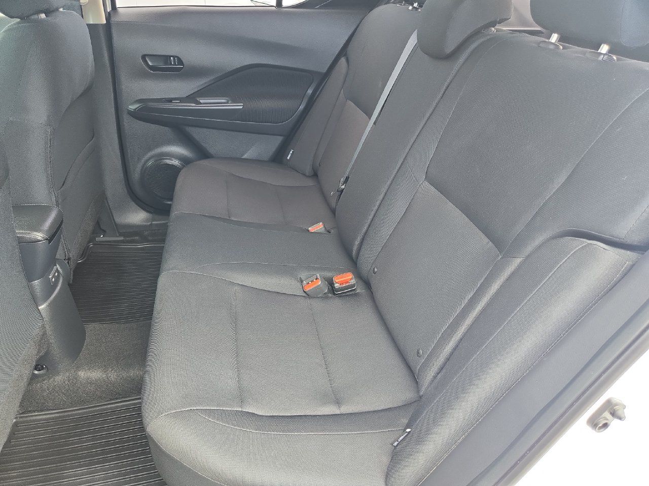 Used 2024 Nissan Kicks S FWD image 13