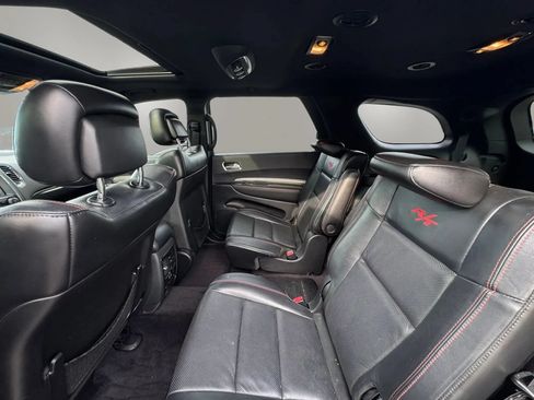 Used 2016 Dodge Durango R/T w/ Technology Group RWD image 12