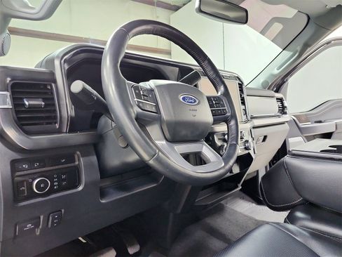 Used 2024 Ford F250 Lariat w/ Chrome Package image 18