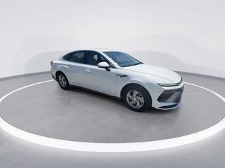 Used 2025 Hyundai Sonata SE FWD video 2