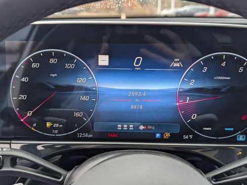 Used 2024 Mercedes-Benz E 350 4MATIC Sedan image 11