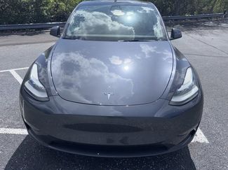 Used 2021 Tesla Model Y Long Range video 2