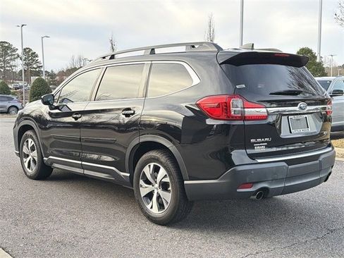 Used 2019 Subaru Ascent Premium image 5