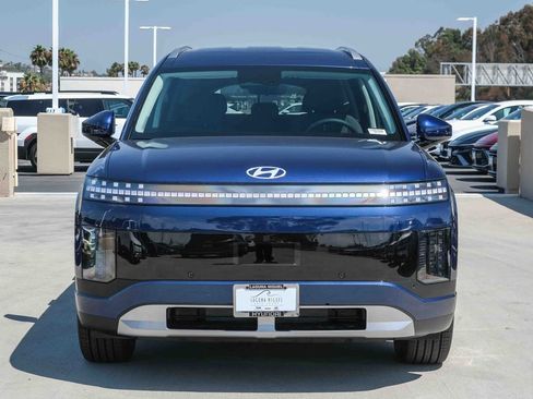 New 2026 Hyundai Ioniq 9 S image 2