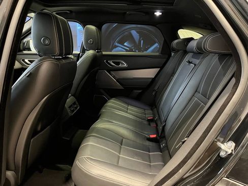 Used 2021 Land Rover Range Rover Velar S AWD/4WD image 23