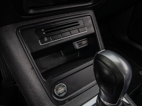 Used 2016 Volkswagen Tiguan SEL image 27