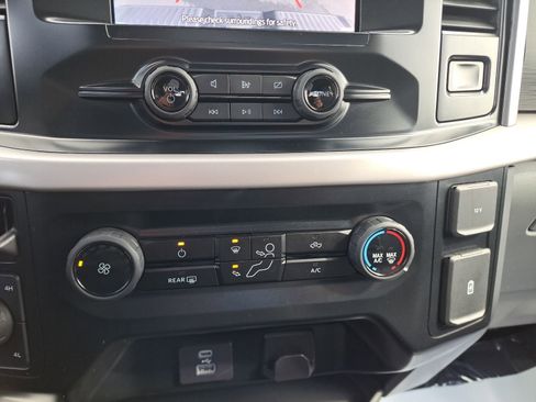 Used 2023 Ford F150 XLT image 39
