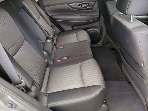 Used 2017 Nissan Rogue AWD image 28