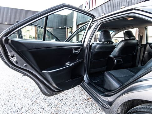 Used 2015 Toyota Camry SE image 28