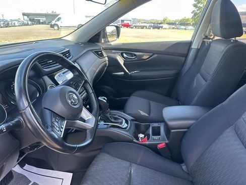 Used 2017 Nissan Rogue SV FWD image 15