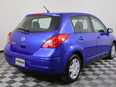 Used 2011 Nissan Versa 1.8 S w/ PWR Plus Pkg image 2