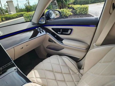 Used 2023 Mercedes-Benz Maybach S 680 4MATIC image 12