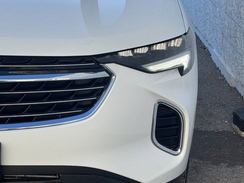 Used 2023 Buick Envision Essence image 5