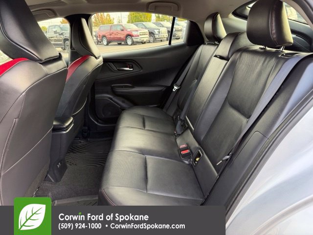 Used 2024 Toyota Prius Prime FWD image 11