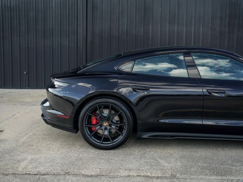 New 2025 Porsche Taycan GTS image 14