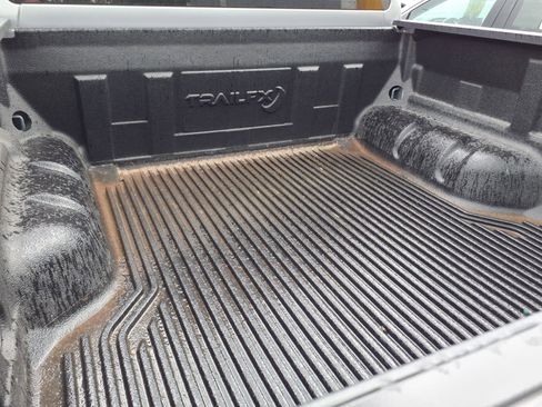 Used 2020 Ford Ranger XLT w/ Equipment Group 301A Mid AWD/4WD image 18