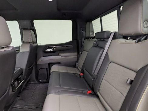 Used 2024 Chevrolet Silverado 1500 ZR2 w/ Technology Package image 35