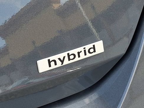 Used 2025 Hyundai Elantra SEL FWD image 31