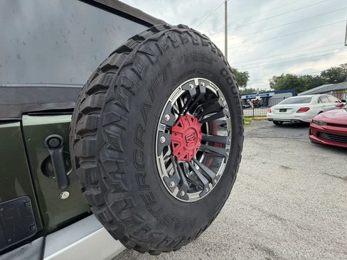 Used 2008 Jeep Wrangler Unlimited Sahara w/ Limited Unlimited Group AWD/4WD image 15