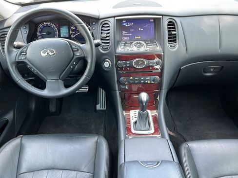 Used 2017 INFINITI QX50 AWD w/ Technology Package image 12