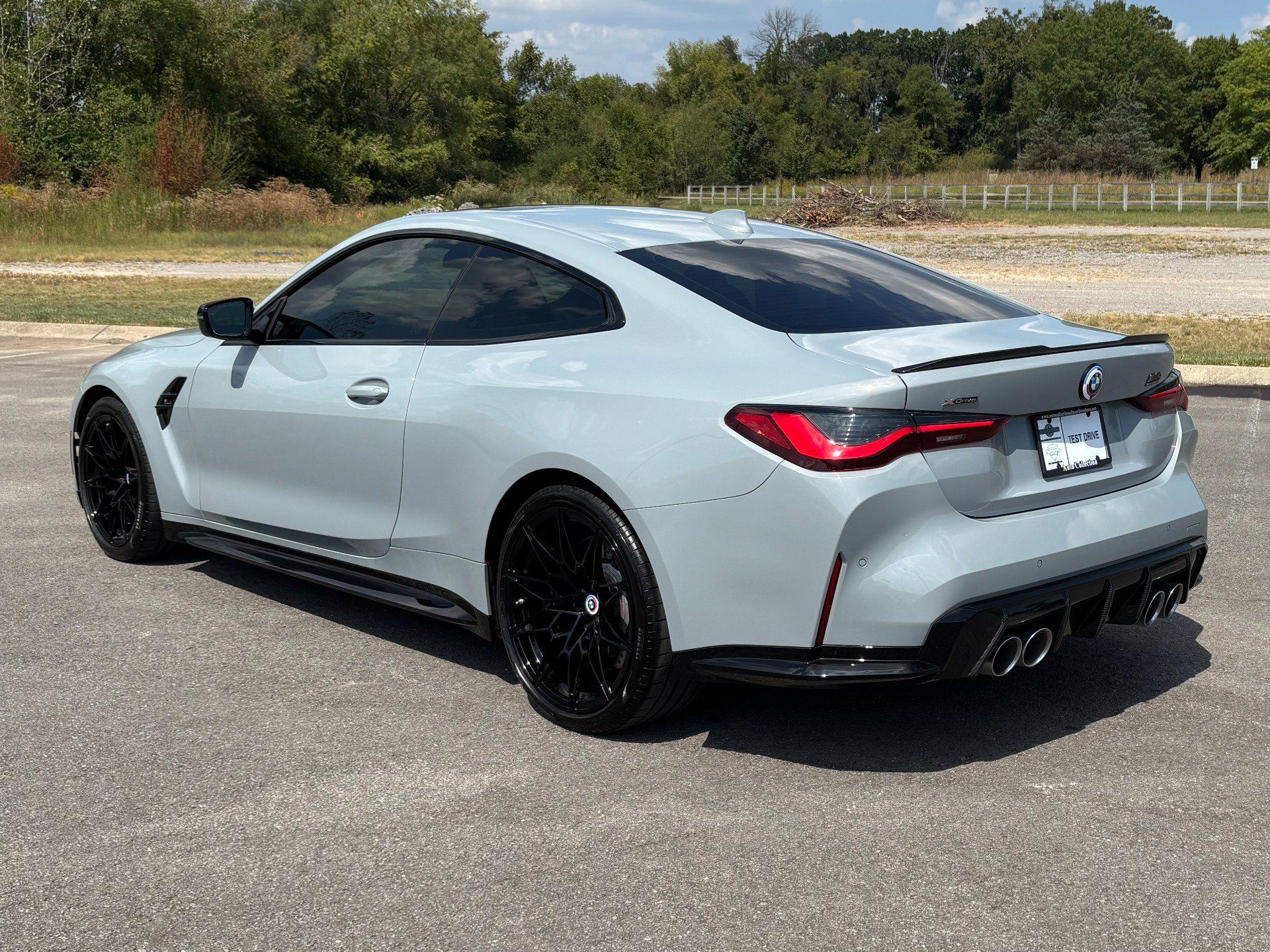 Used 2023 BMW M4 xDrive Competition w/ M Carbon Exterior Package AWD/4WD image 4
