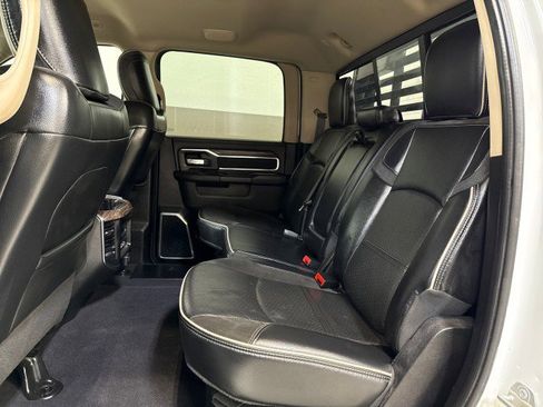 Used 2020 RAM 3500 Laramie image 35