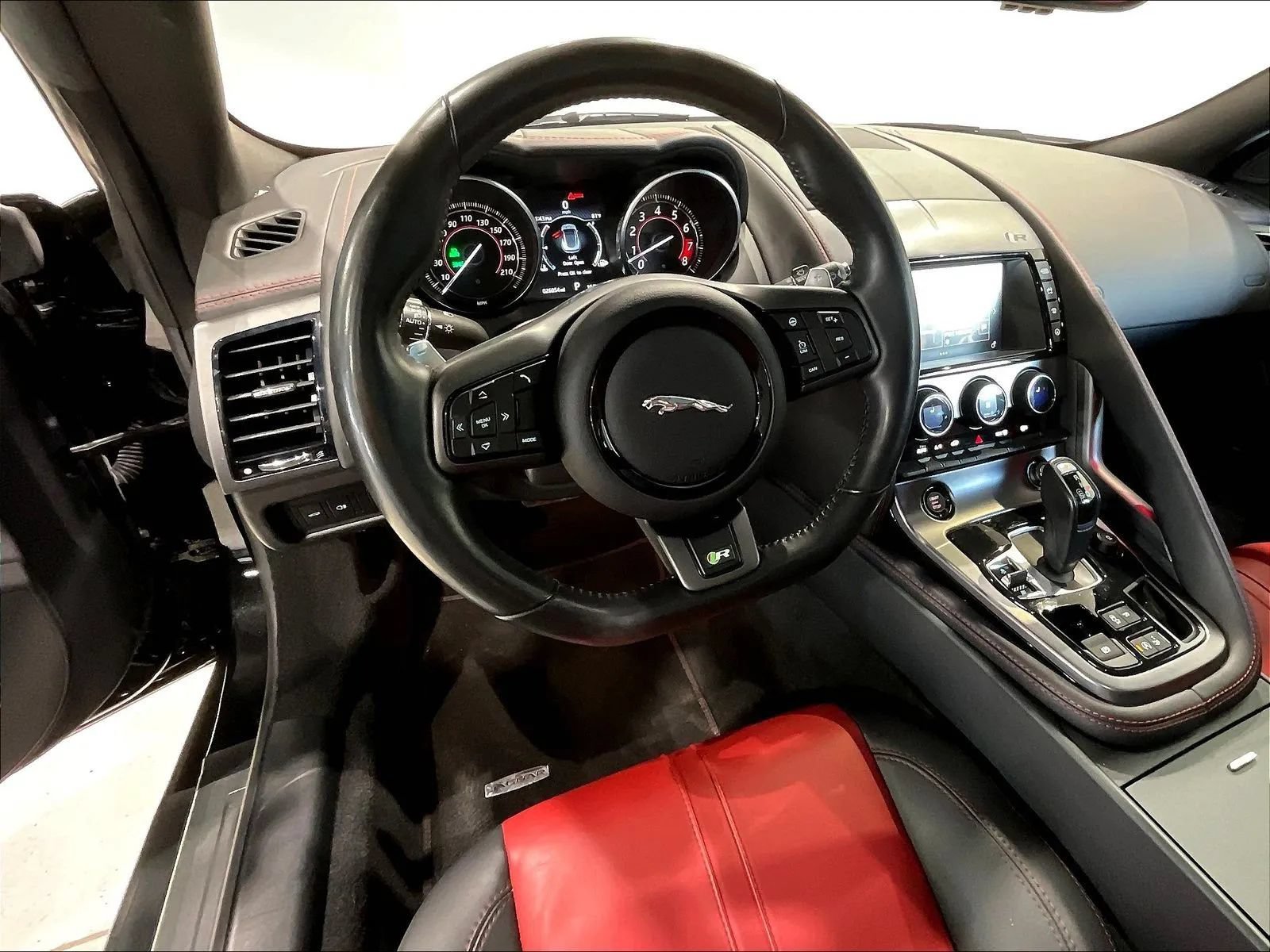Used 2017 Jaguar F-TYPE R AWD/4WD image 17