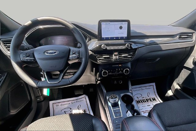 Used 2025 Ford Escape ST-Line w/ Equipment Group 301A FWD image 18