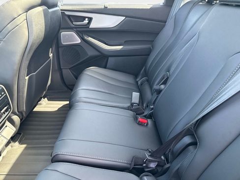 Used 2026 Acura MDX w/ Technology Package FWD image 14