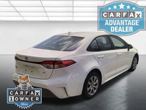 Used 2023 Toyota Corolla LE FWD image 2