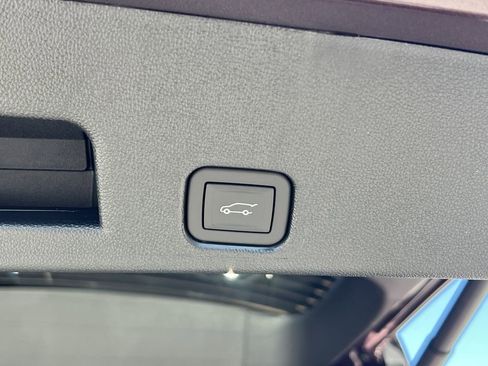 New 2026 GMC Acadia Elevation image 20